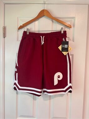 New Era Philadelphia Phillies burgundy shorts size medium NWT
